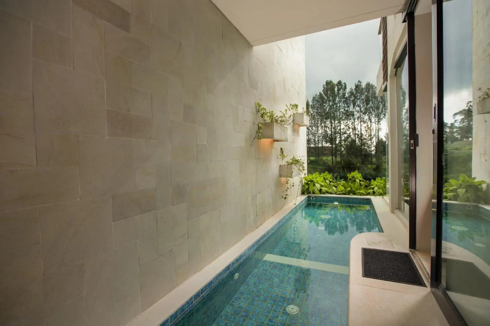 Sunsetfalls Gardens and Resort