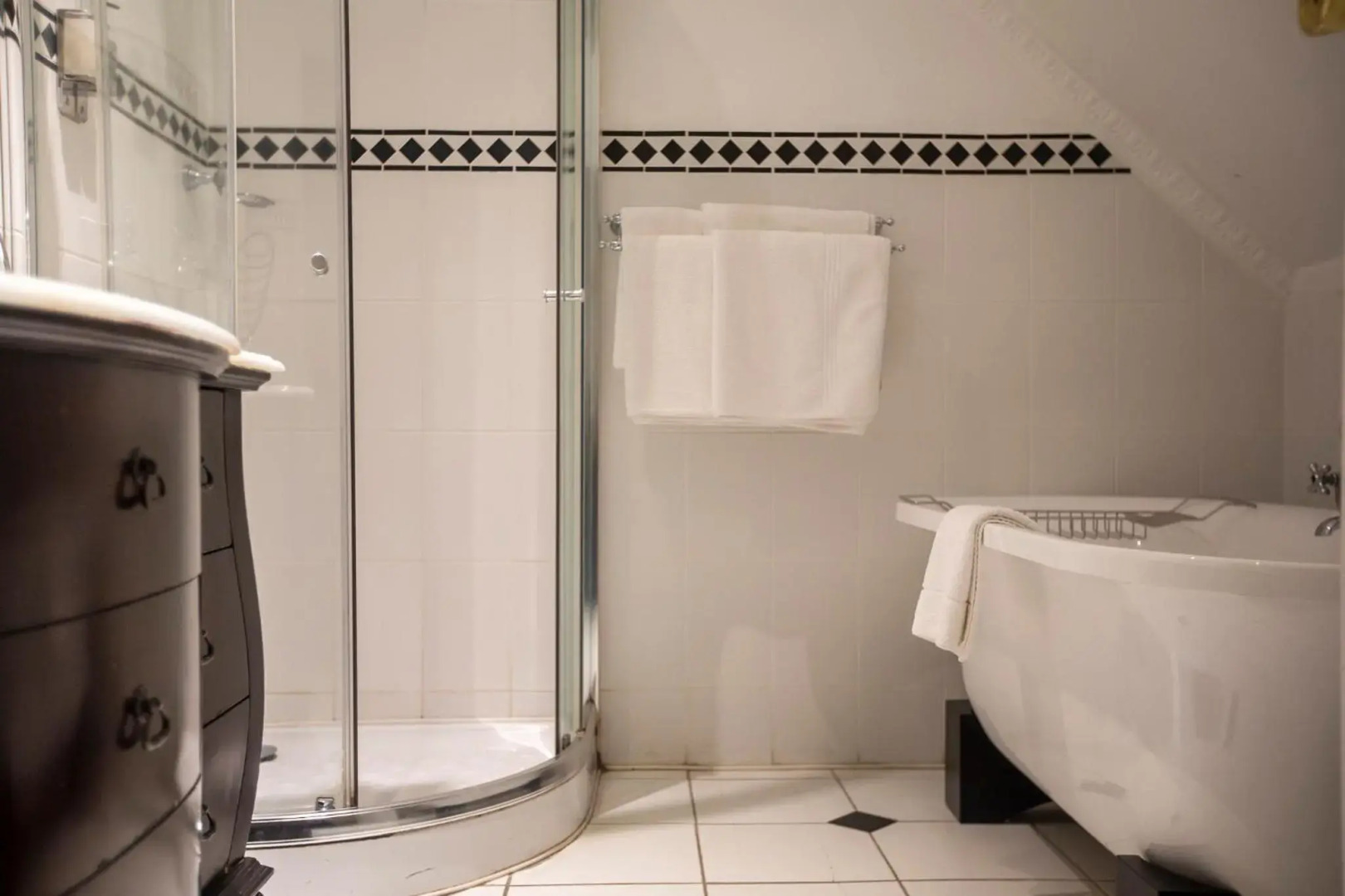 Rawdons Hotel & Brewery