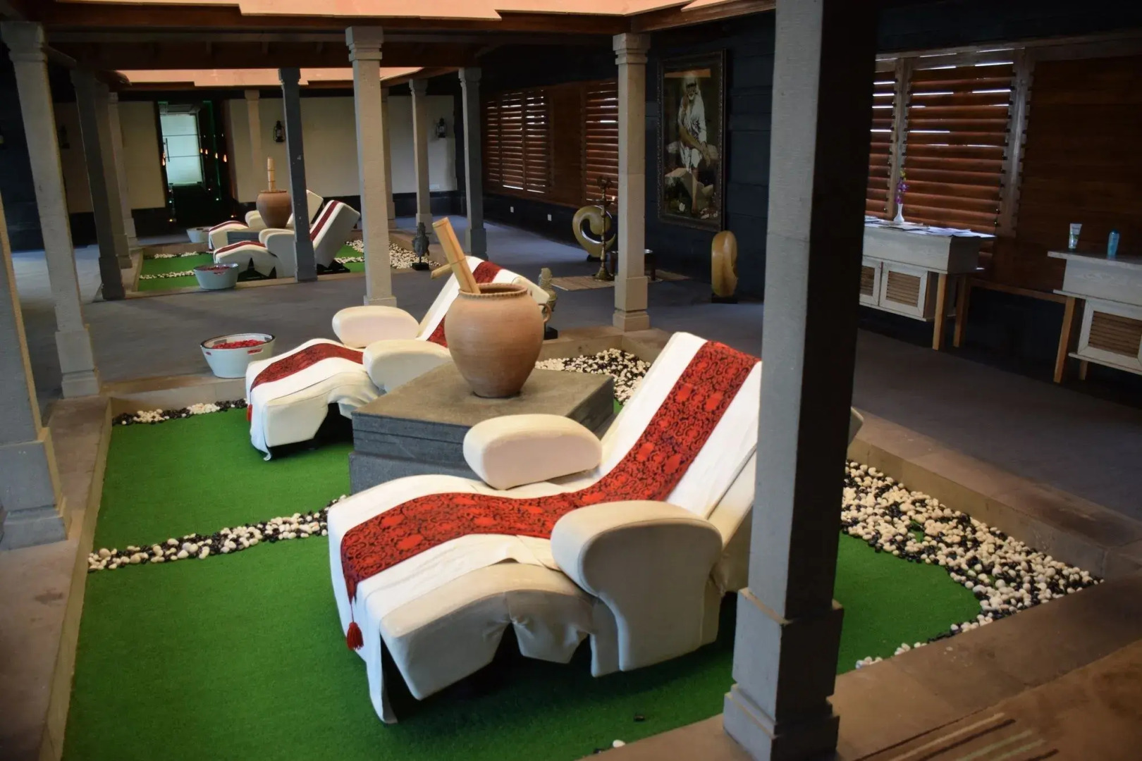 St Laurn - The Spiritual Resort