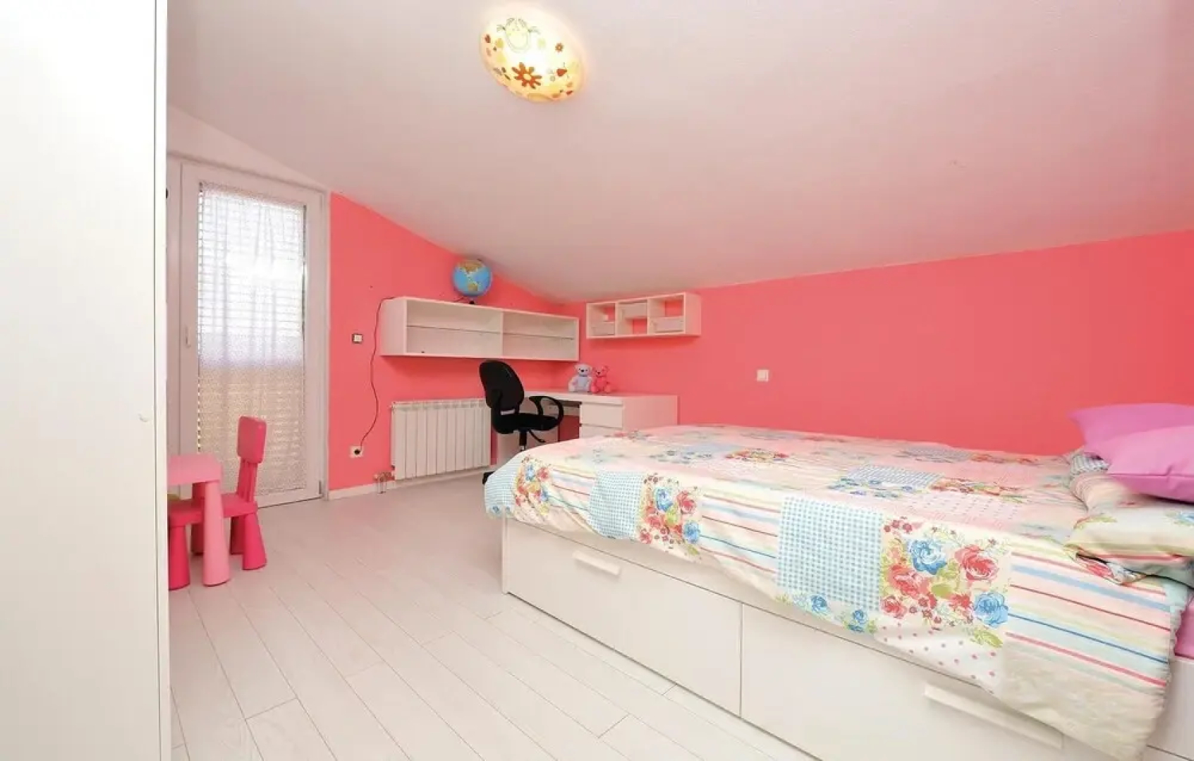 Beautiful Home in Sv Filip i Jakov With Wifi and 4 Bedrooms