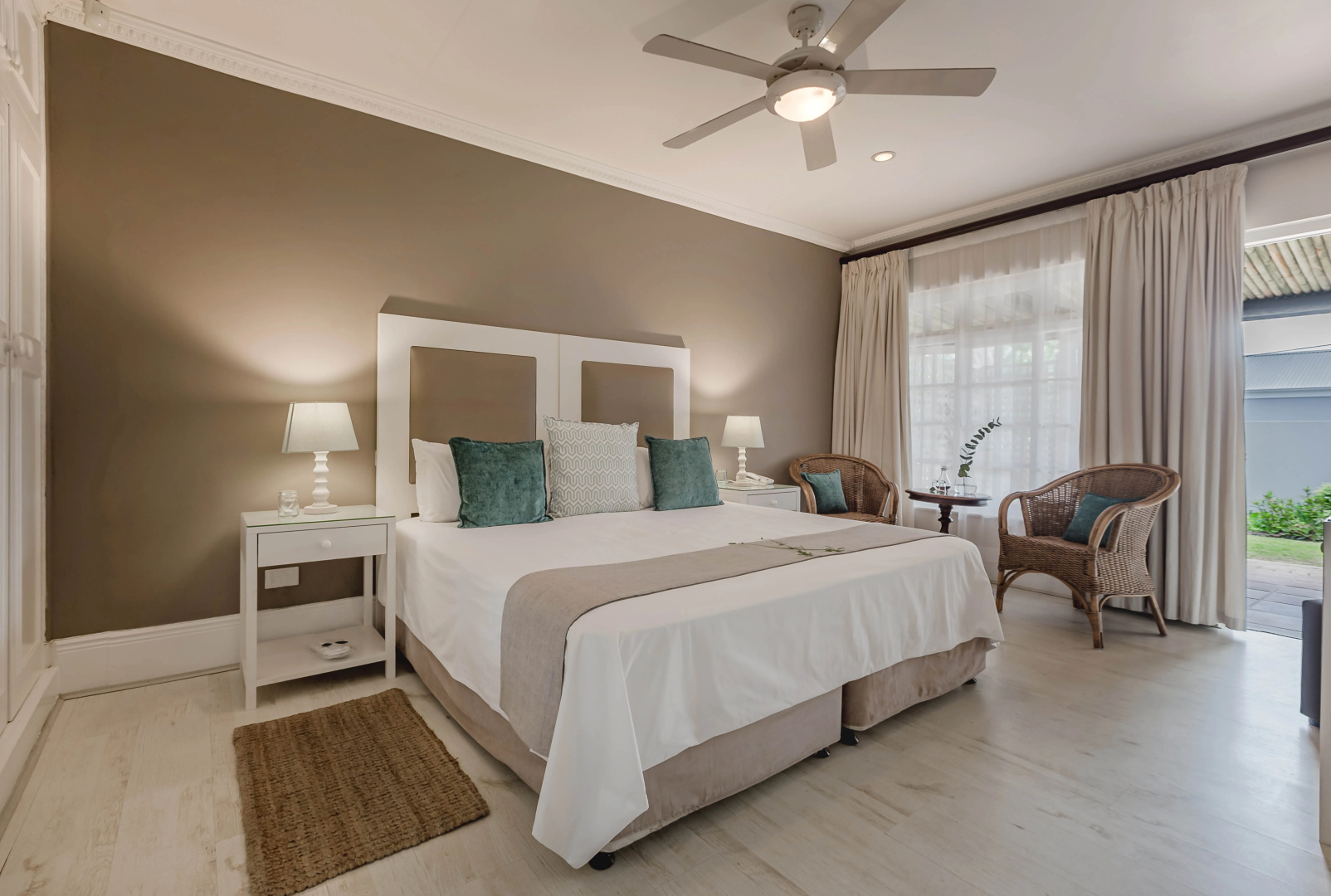 Robberg Beach Lodge - Lion Roars Hotels & Lodges