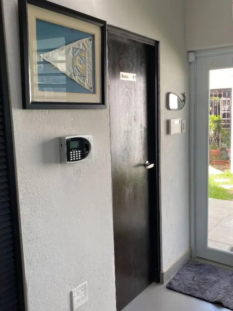 Isla Verde By The Beach Guest House