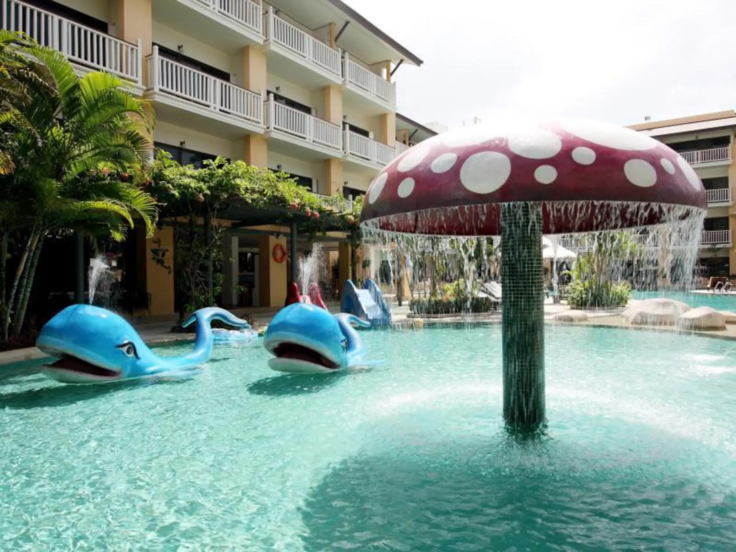 Thara Patong Beach Resort & Spa