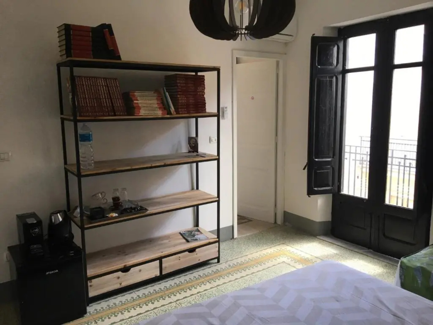 Beautiful room in Aragona