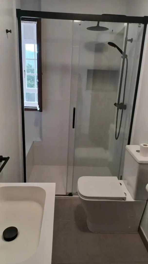 Saxa Hostel B&B