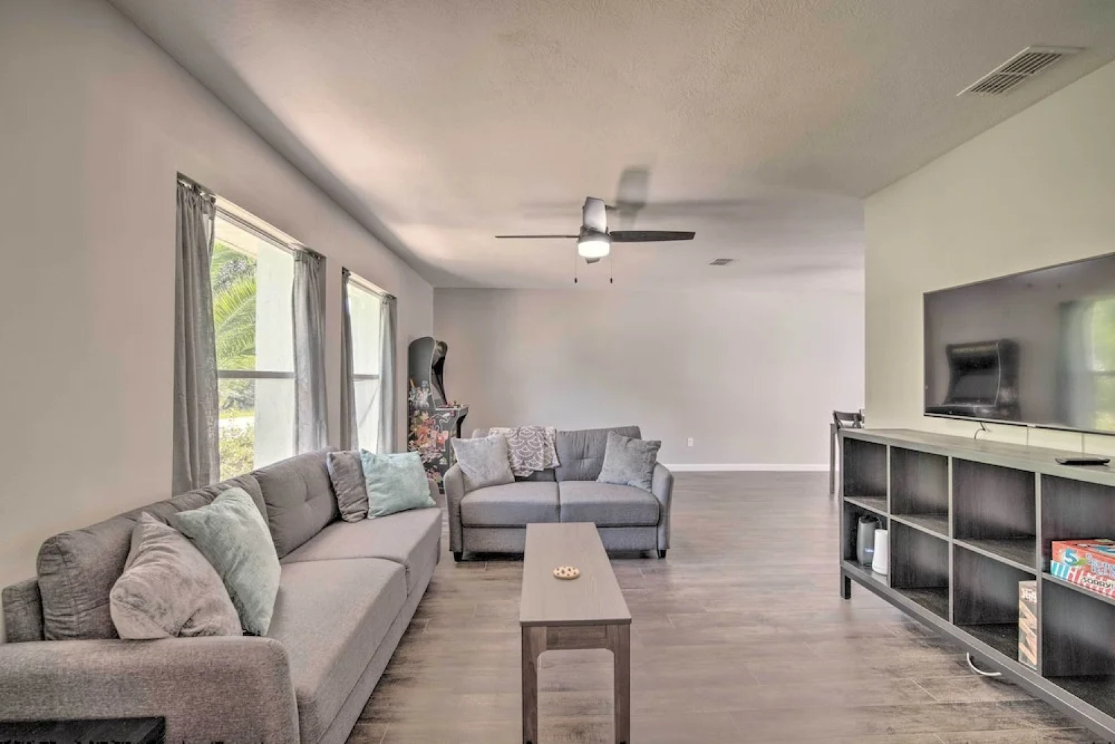 Welcoming Citrus Springs Home w/ Heated Pool