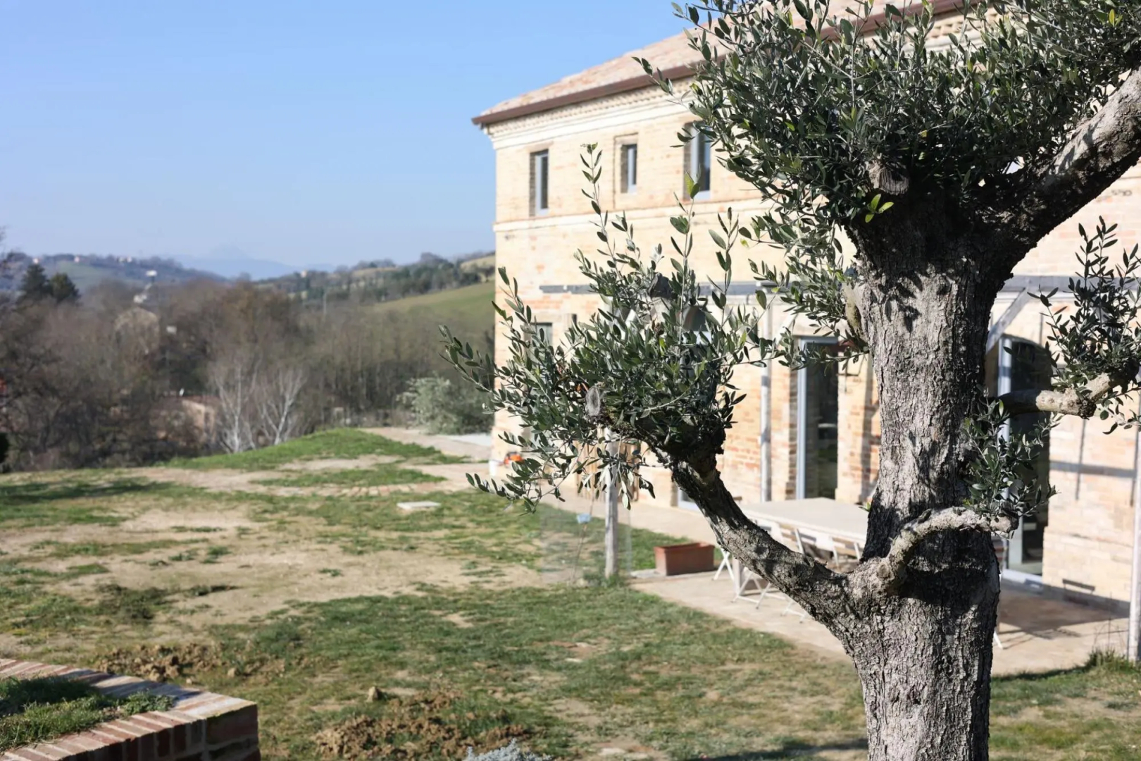 Charm and well-being in a rural setting. Dedicated to all those who seek comfort and style but love-Casa Rurale Botonto