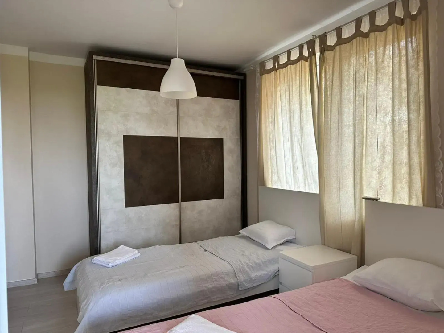 Lovely 2-bedroom apartment in Pomorie residence 250m to the beach