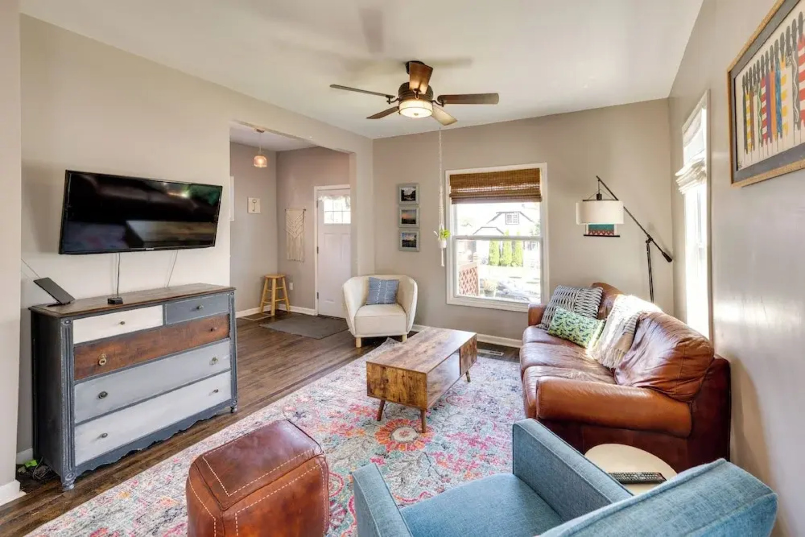 Pet-friendly Home - 6 Mi to Downtown Milwaukee!