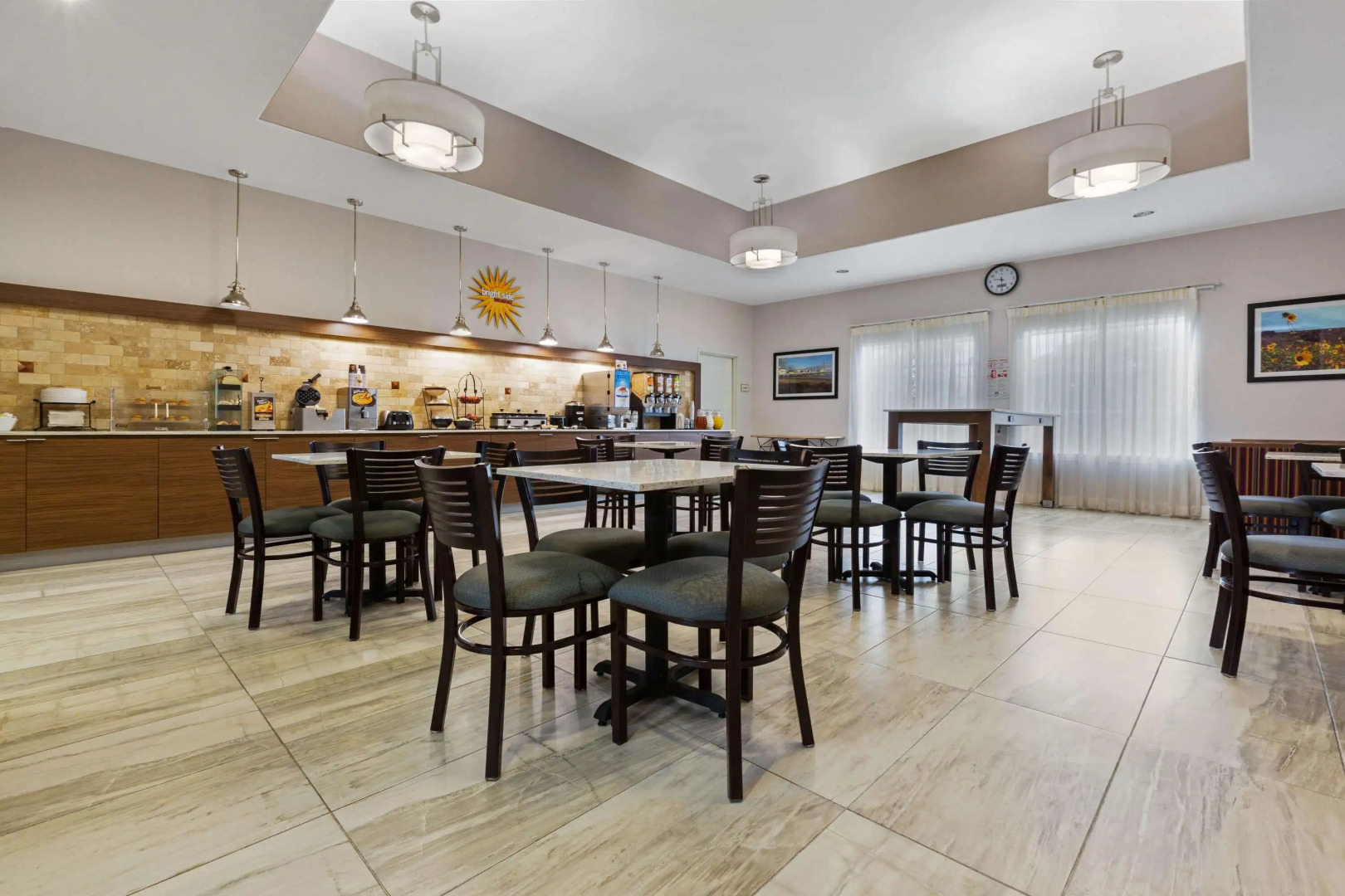 La Quinta Inn & Suites by Wyndham Alvin