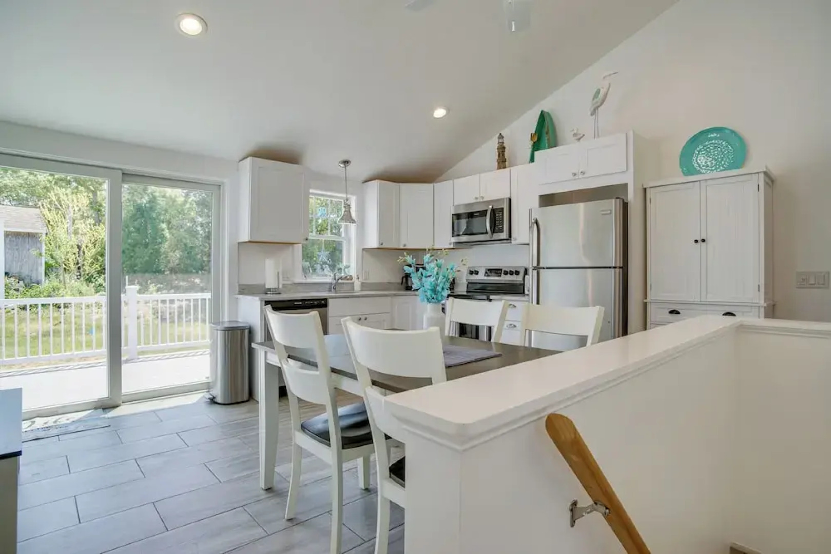 Newly Renovated Dennis Port Home: Close to Beaches