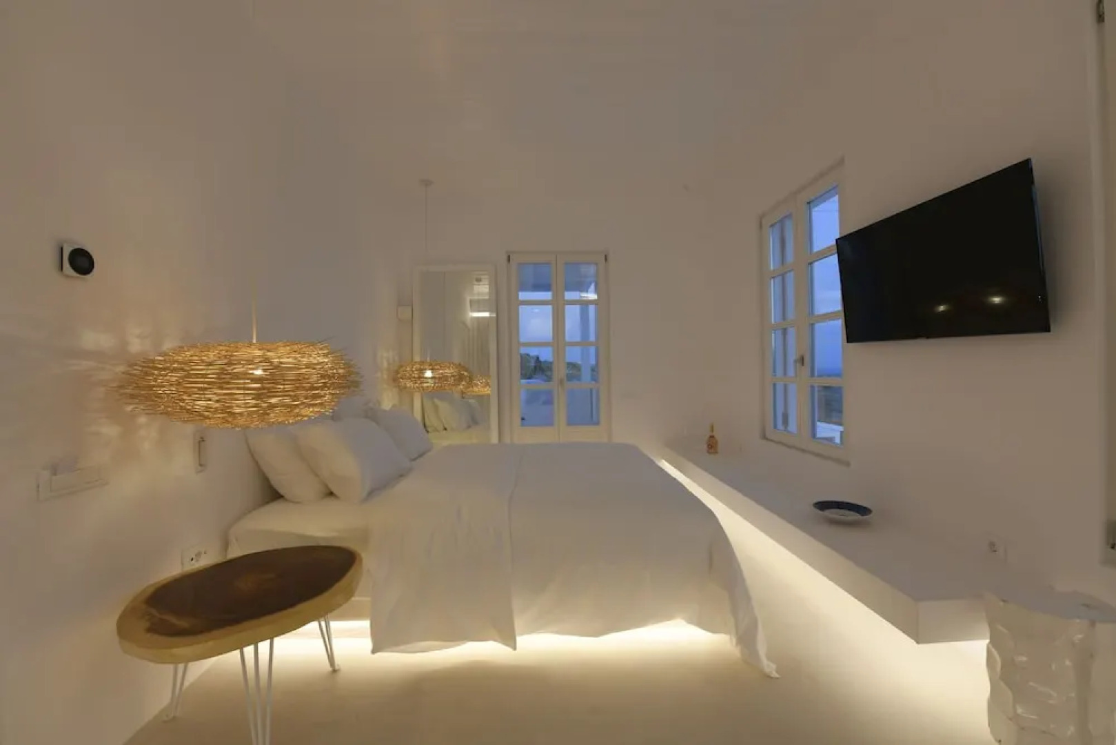 Ammonite Mykonos Private Suites