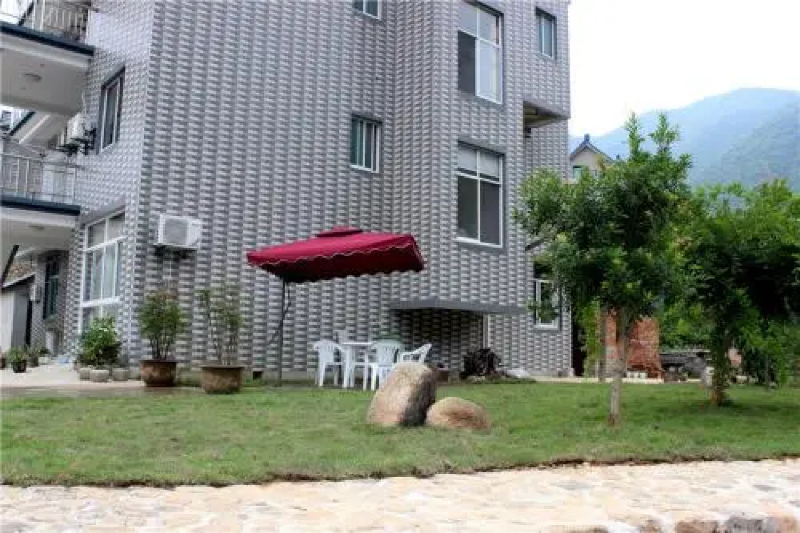 Smoke From Kitchen Inn