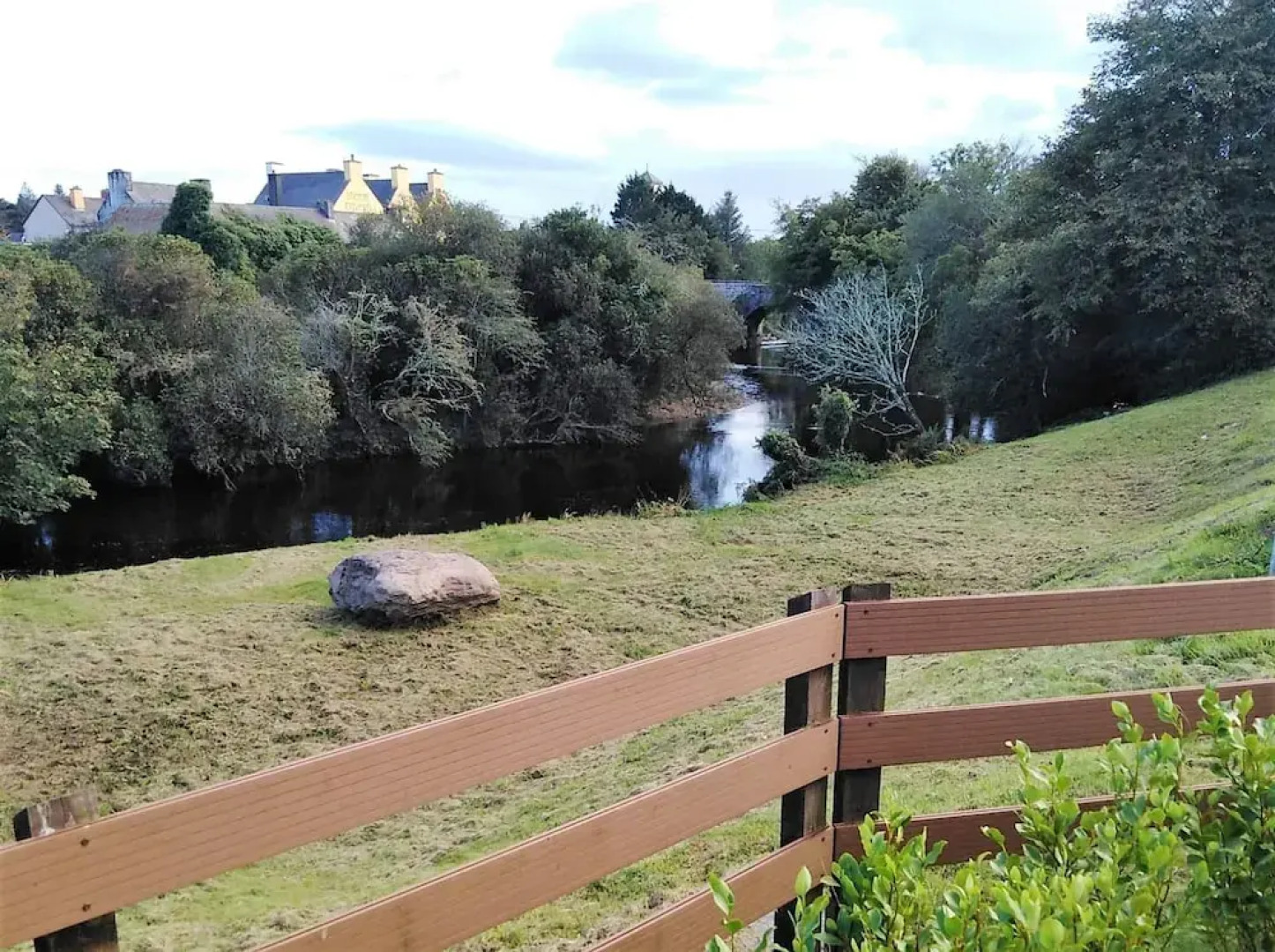 Lovely Home Just a 2 Minute Walk From Sneem Village