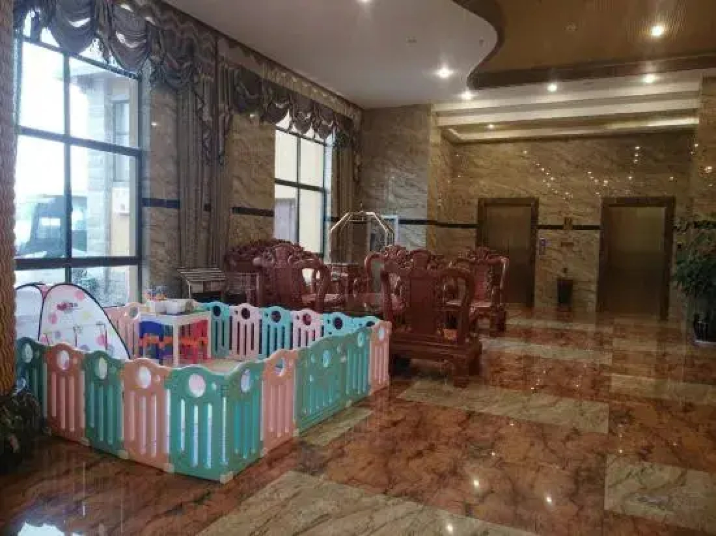 Yunti Hotel
