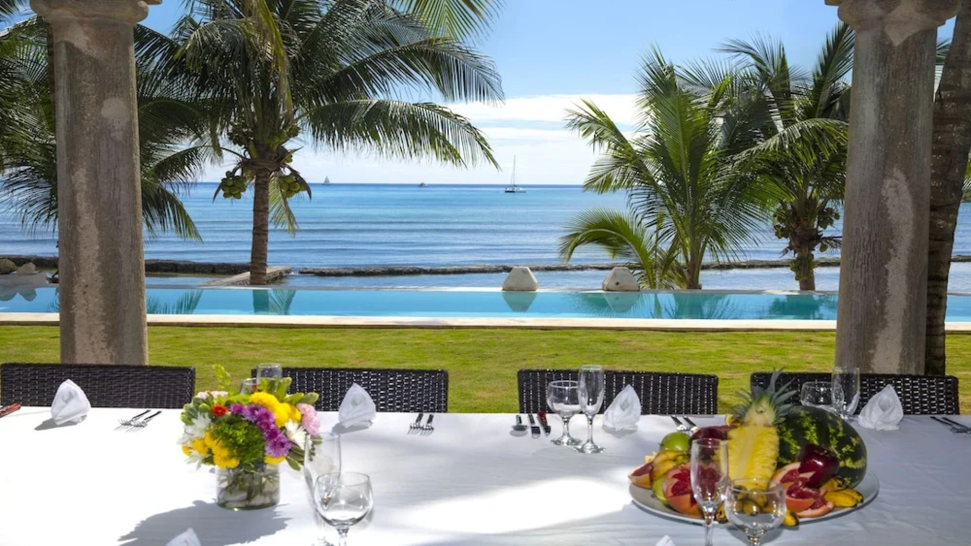 Hacienda Del Mar 7-15BR Villa Full Staff By RMH