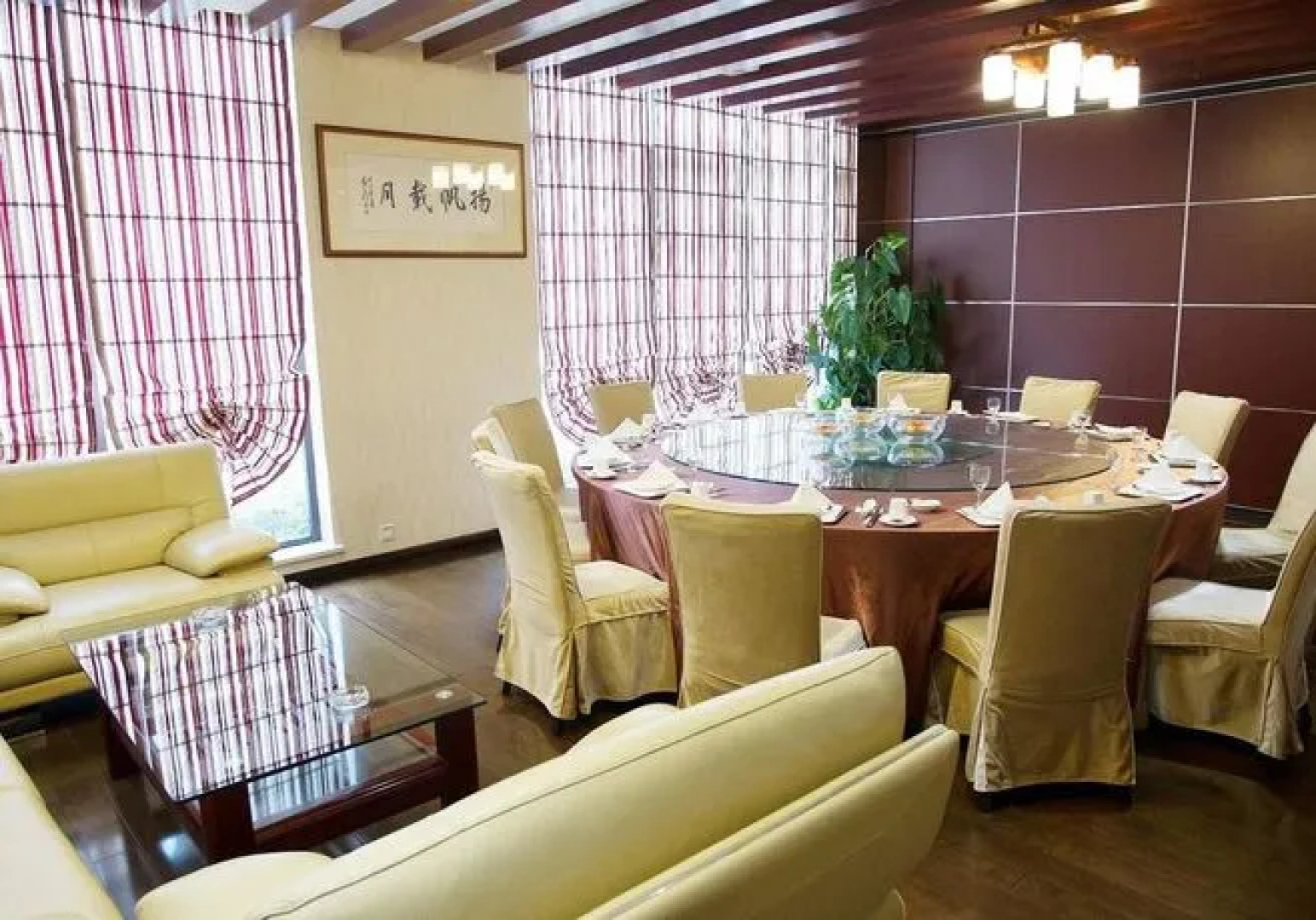 Golden Tulip Sky Gate