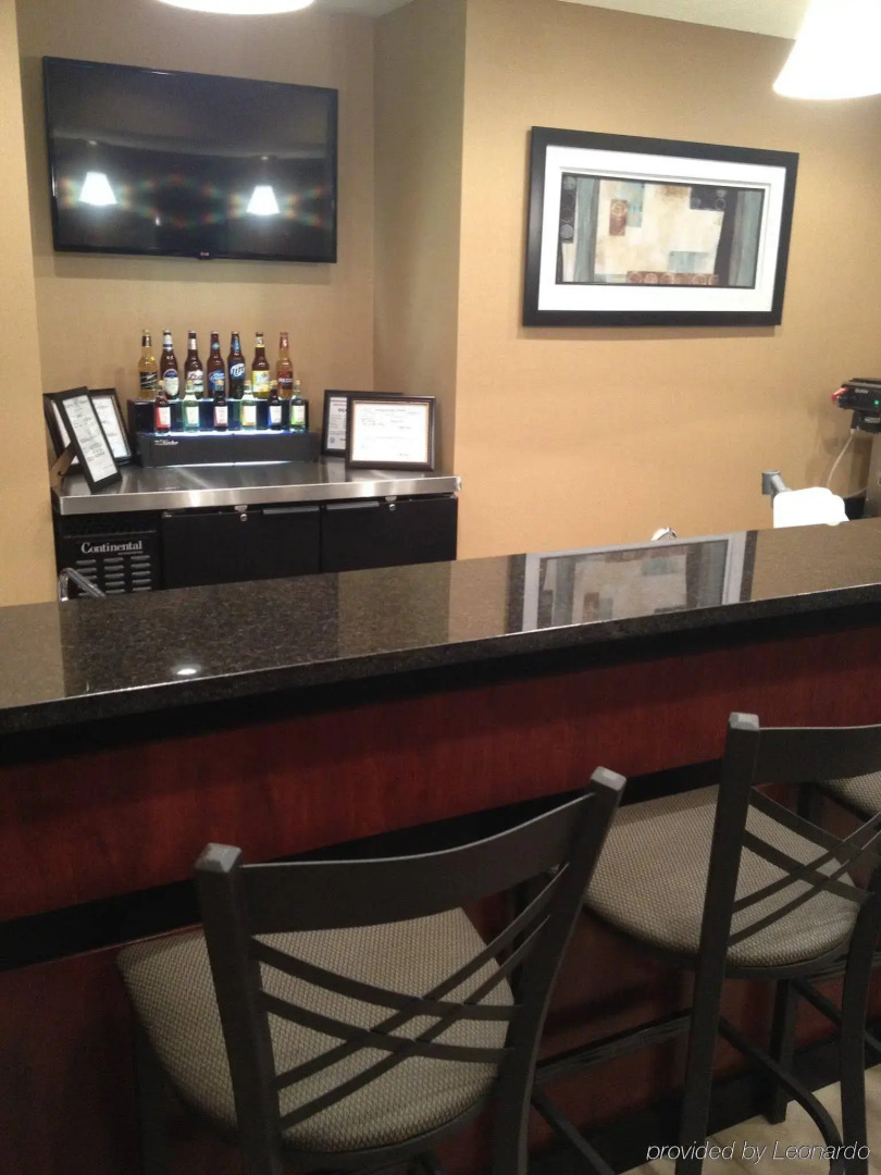 Cobblestone Hotel & Suites – Broken Bow