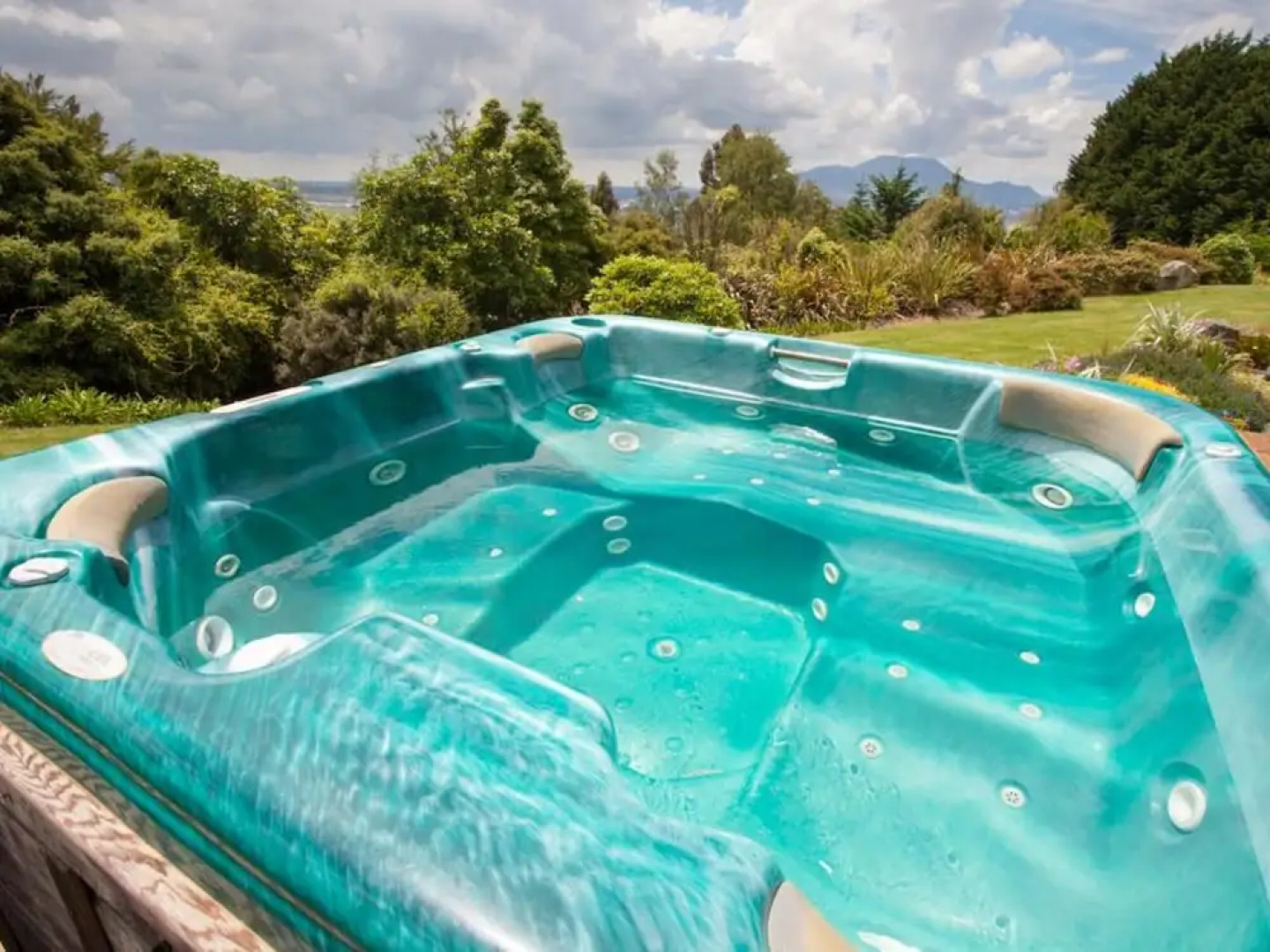 Acacia Heights Gardens