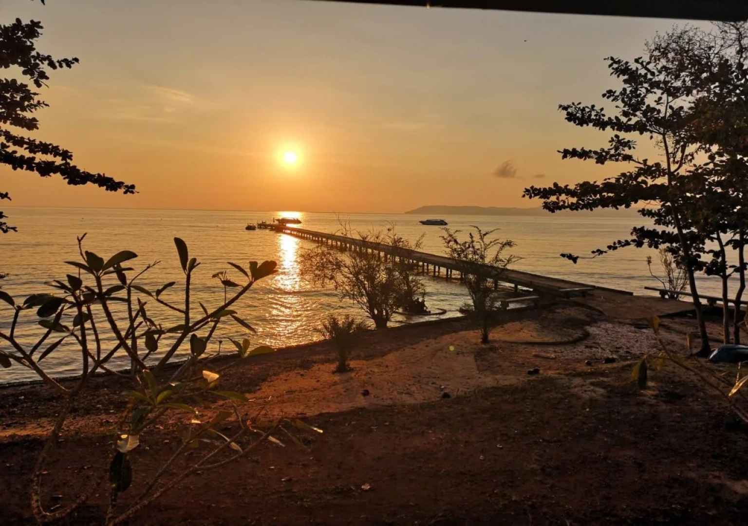 Sea Breeze @ Koh Mak