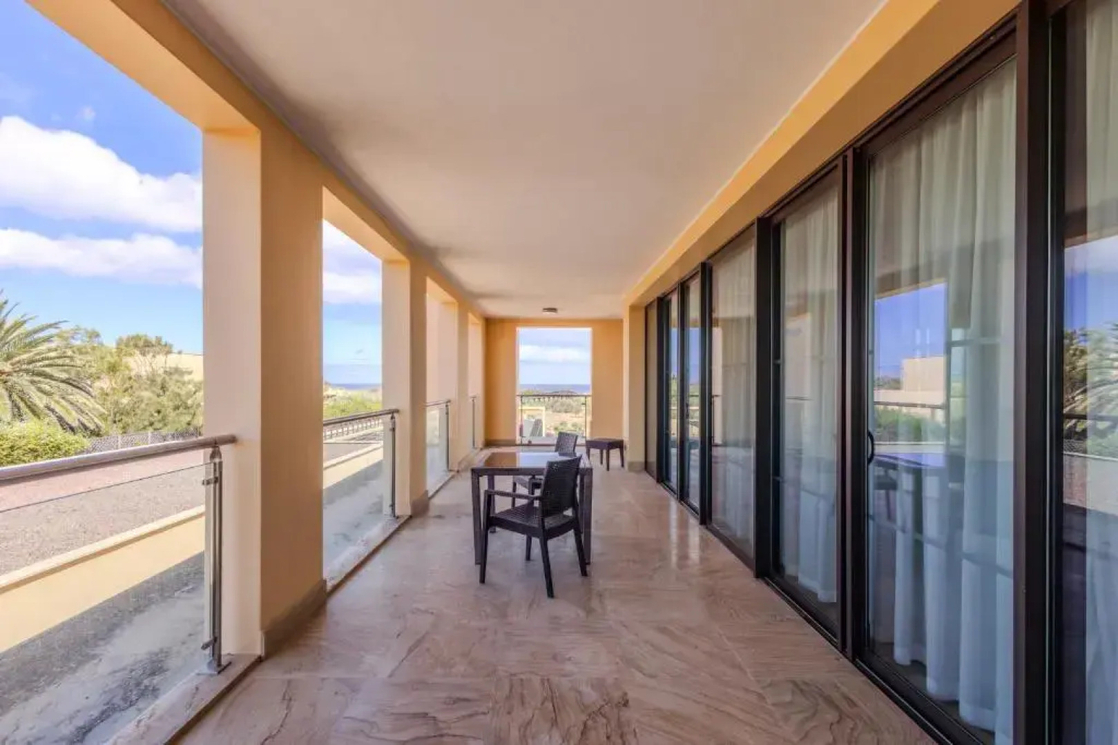 The Navigator - Colombus All Inclusive