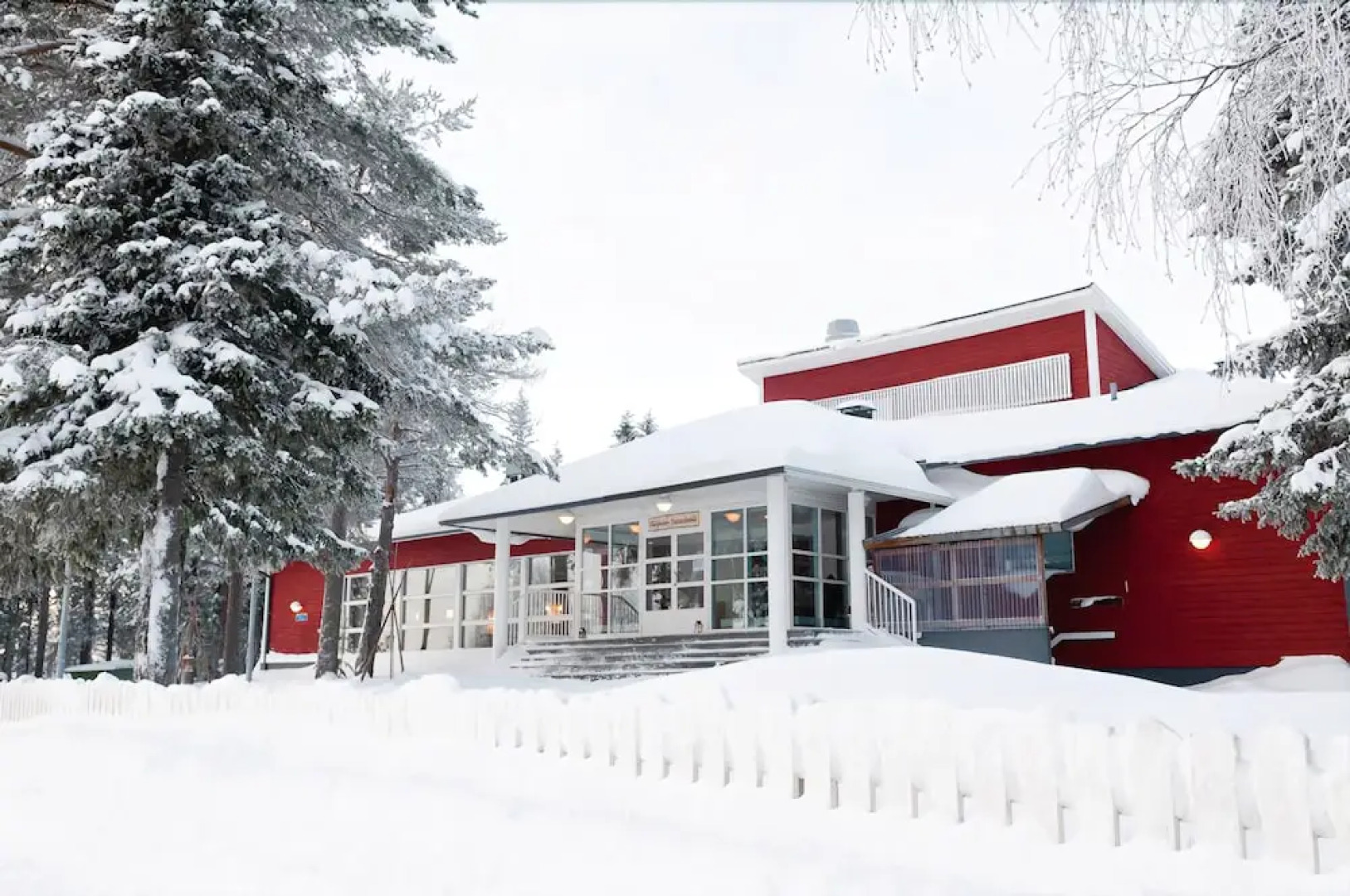 Ylläs Lake hotel