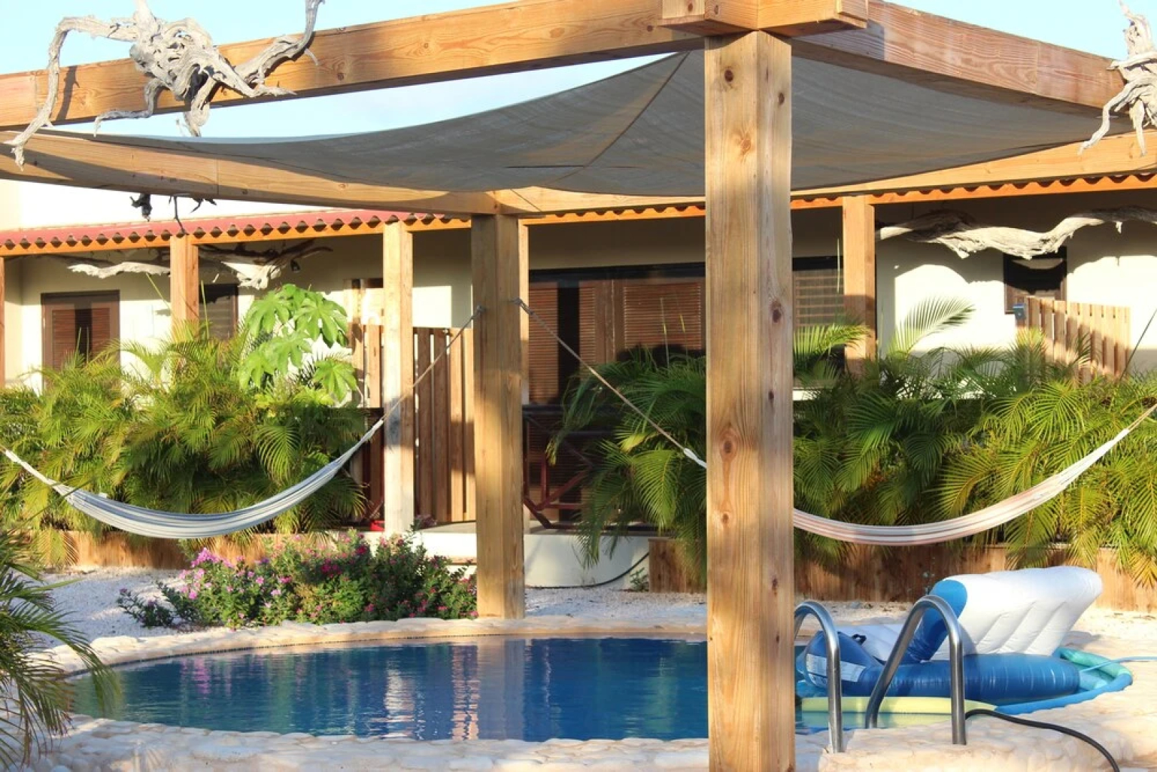 Guesthouse Balot's Place