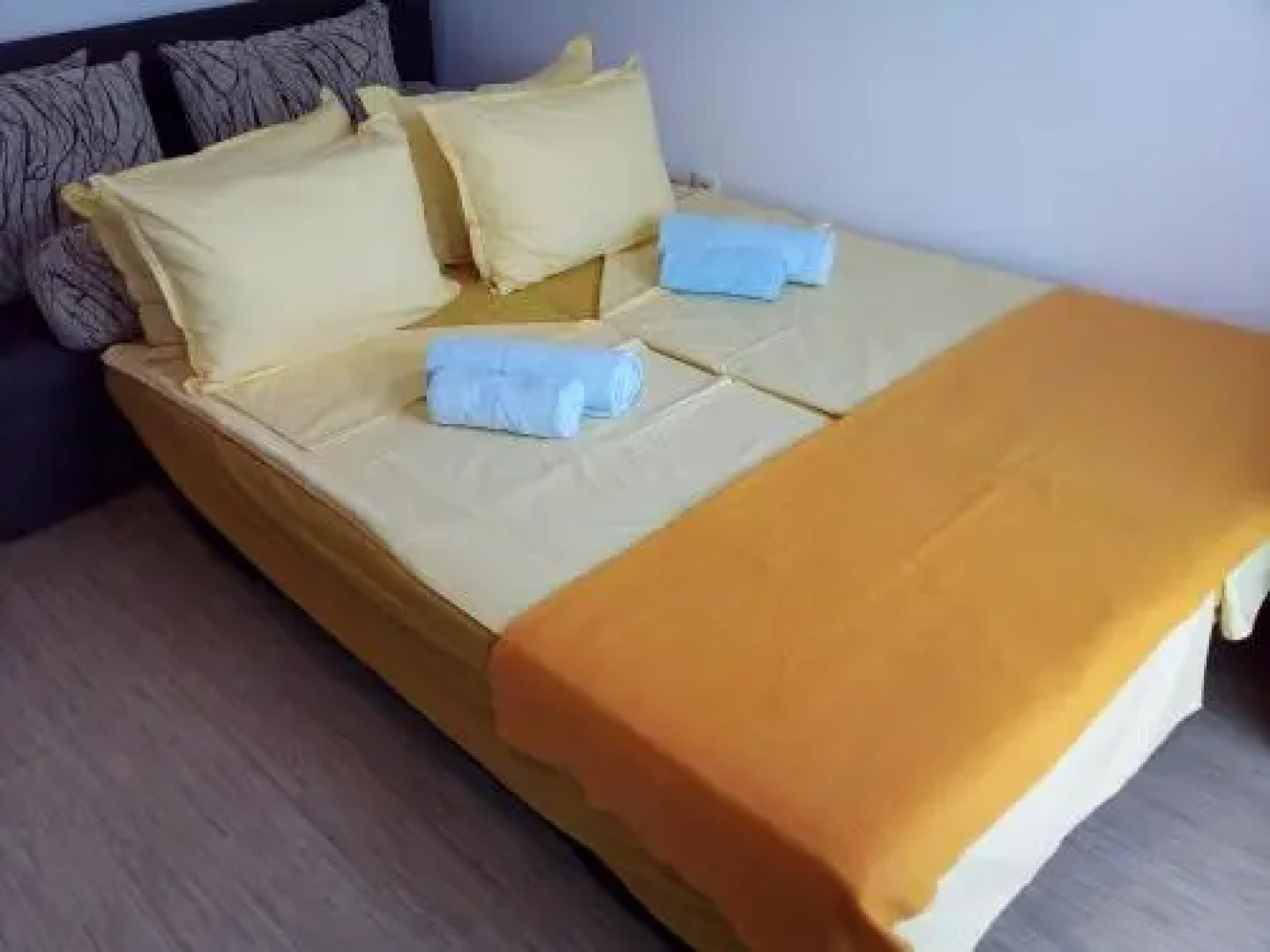 Sunny View Apartment