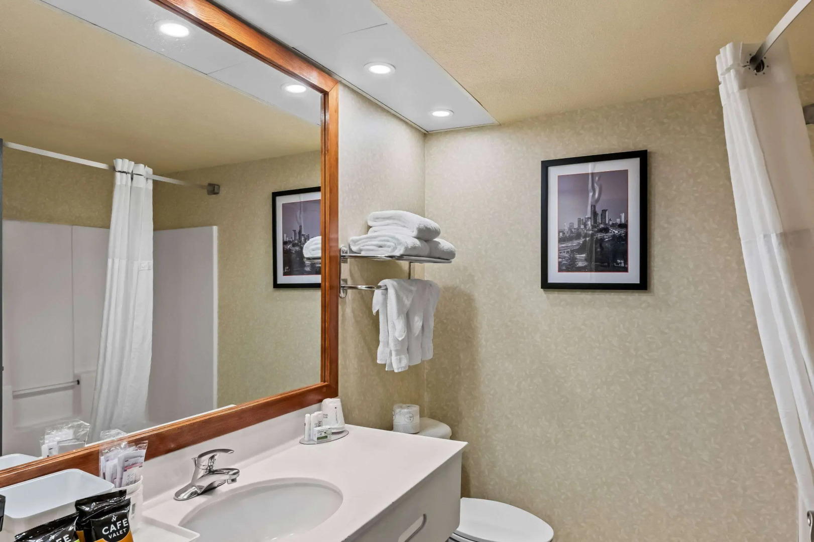 Ramada by Wyndham SeaTac Airport