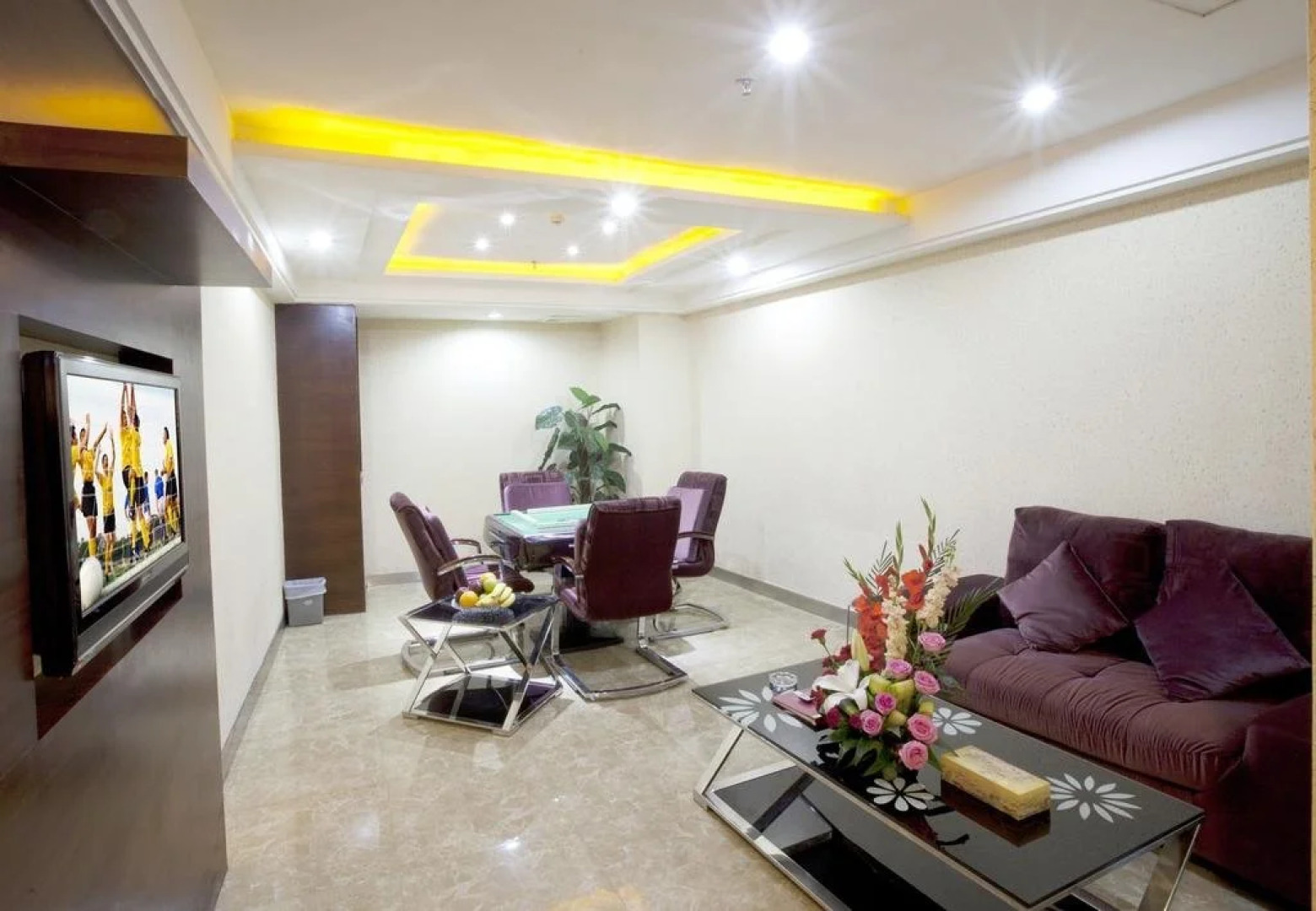 Shuanglong Plaza Hotel