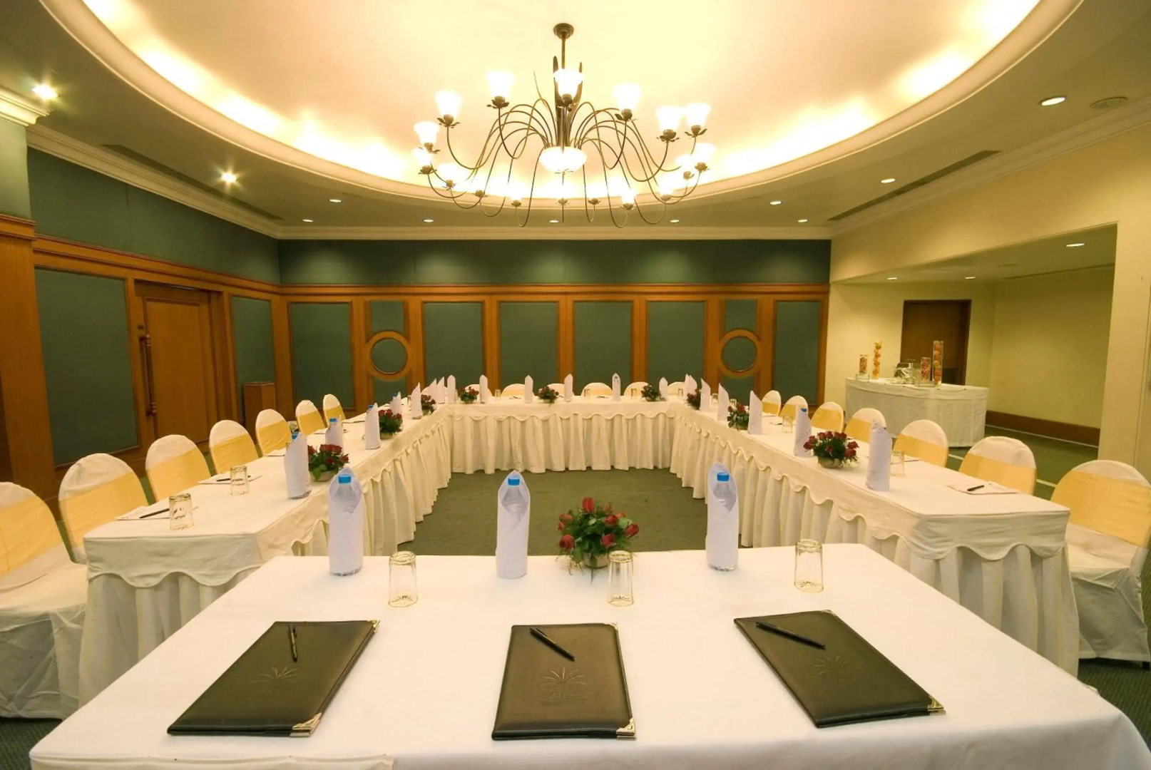 Hotel Express Residency - Jamnagar