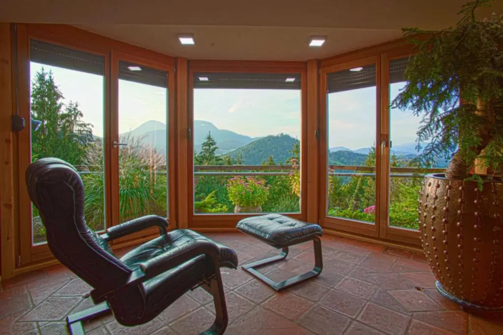 Chalet Podgorje With Pool