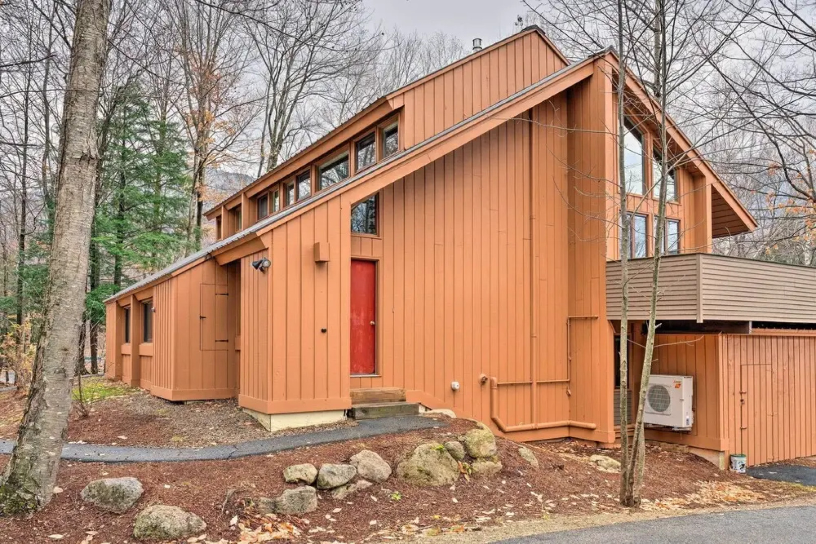 Village of Loon Condo in Lincoln w/ Pool Access