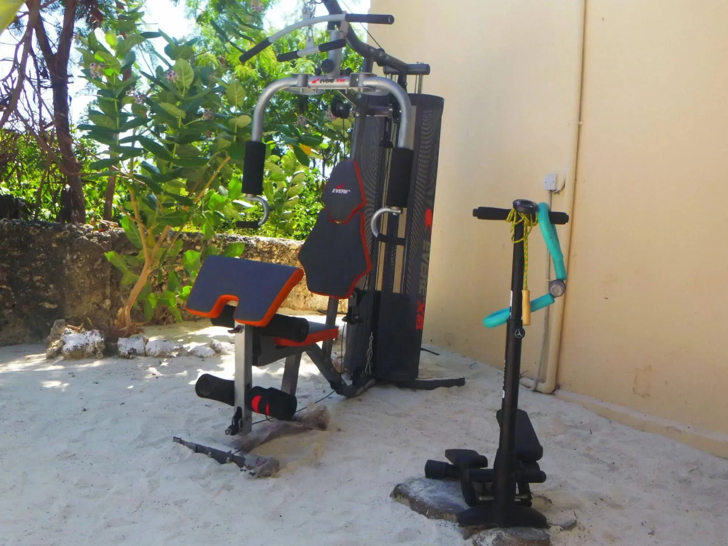 Zanzest Beach Bungalows