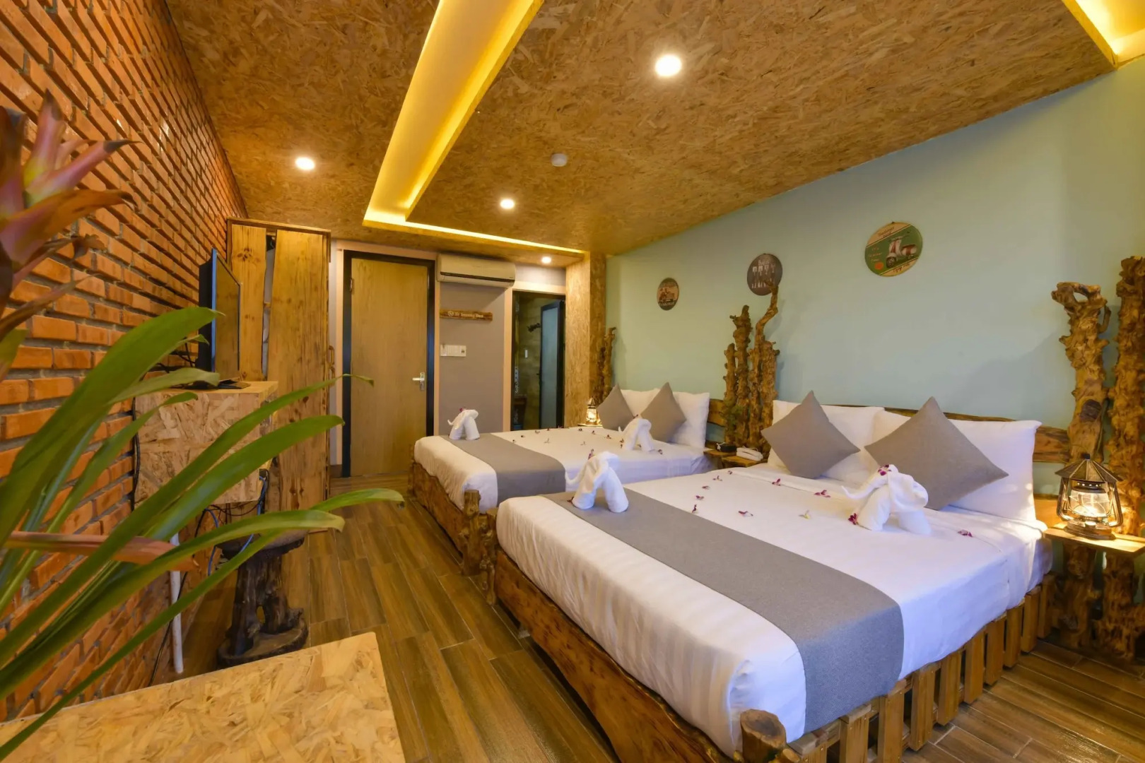 La An Old Town Hotel