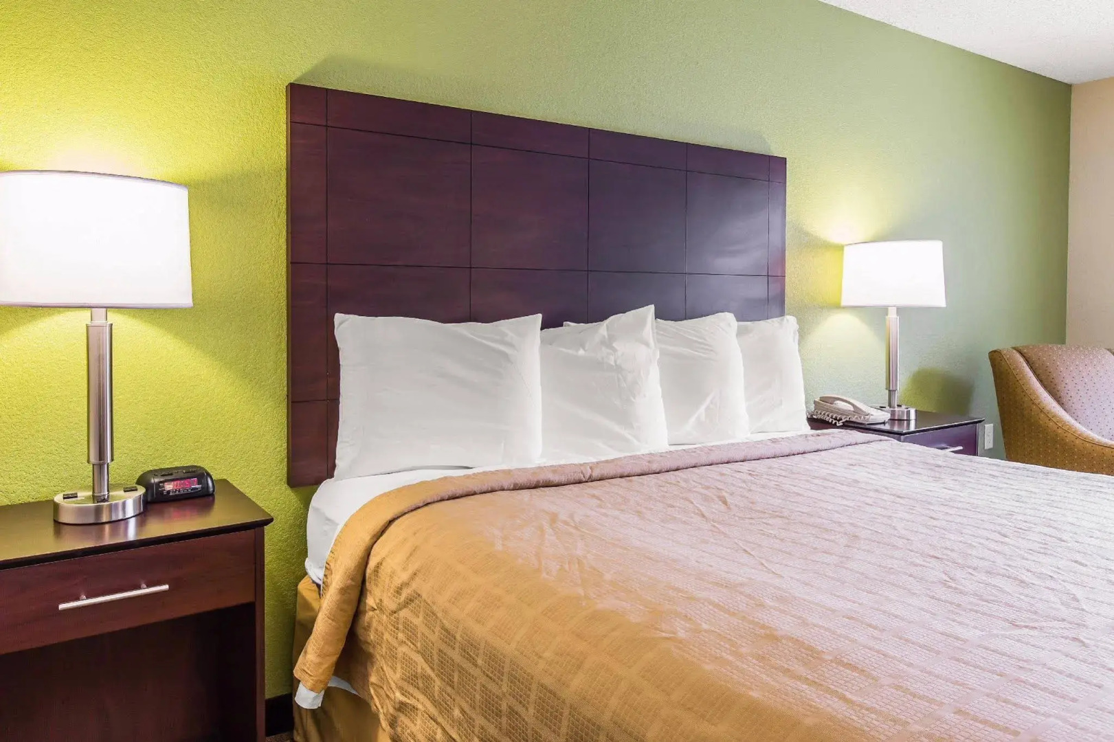 Quality Inn Cherokee Riverside