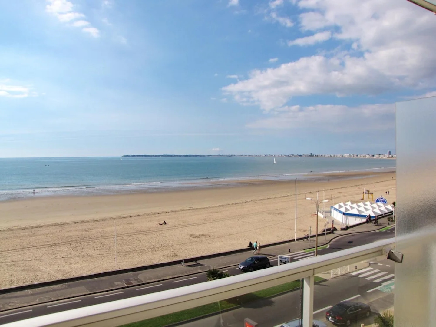 Studio in Pornichet, With Wonderful sea View, Furnished Balcony and Wi