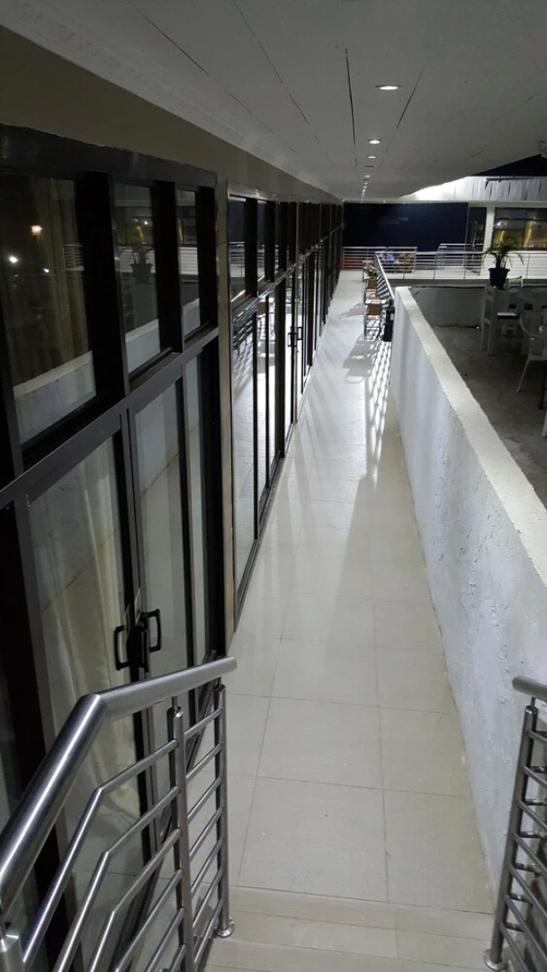 Cross Roads Lodge Kitwe