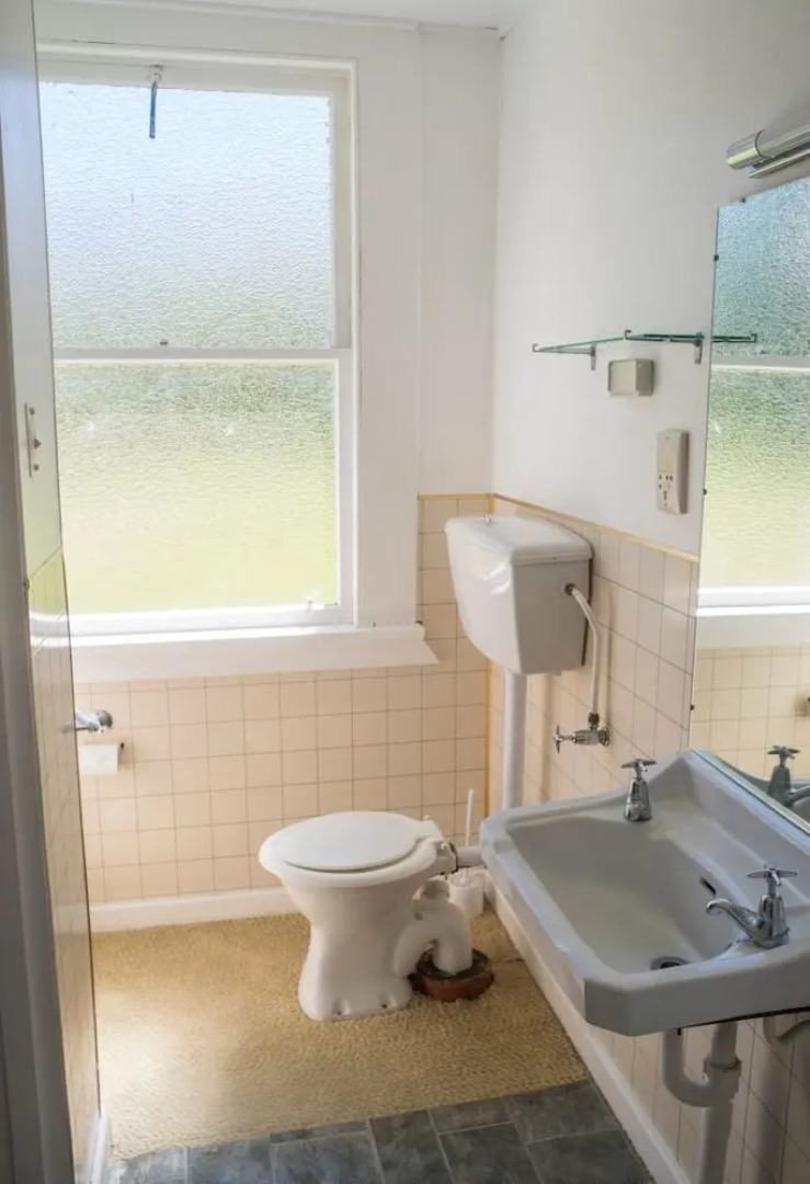 Garston Hotel and Cafe