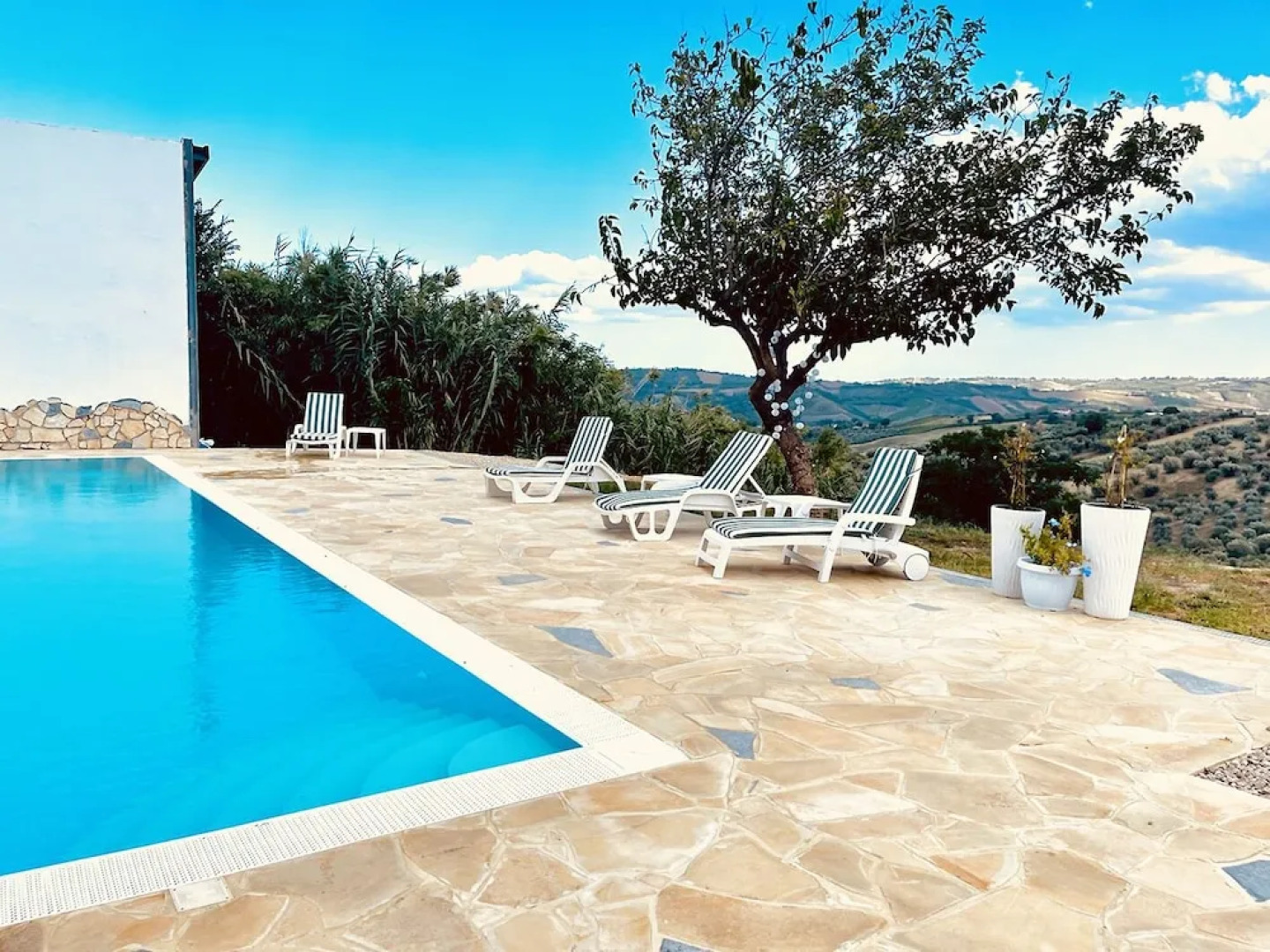 Amazing 2-bed Apartment in Paglieta for 6 People