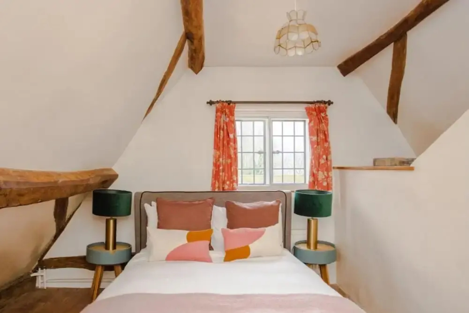 The Royal Retreat -elegant 7bdr With Garden