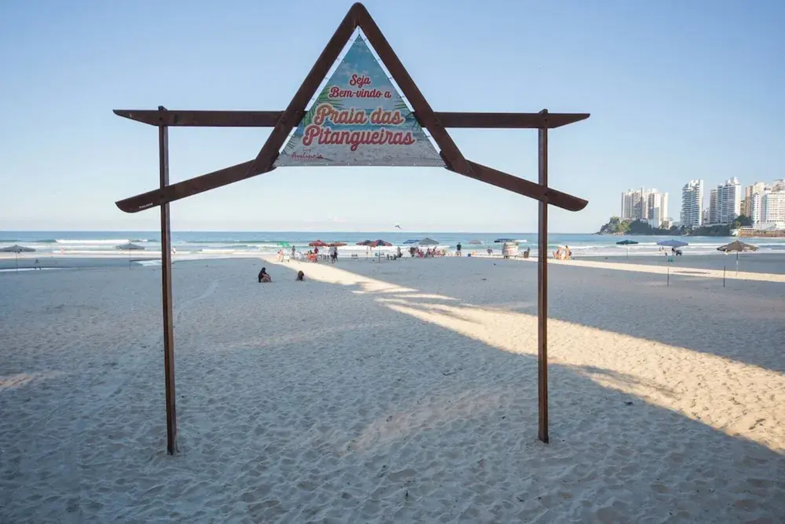 Apto pet Friendly c Churrasqueira a 100m da Praia