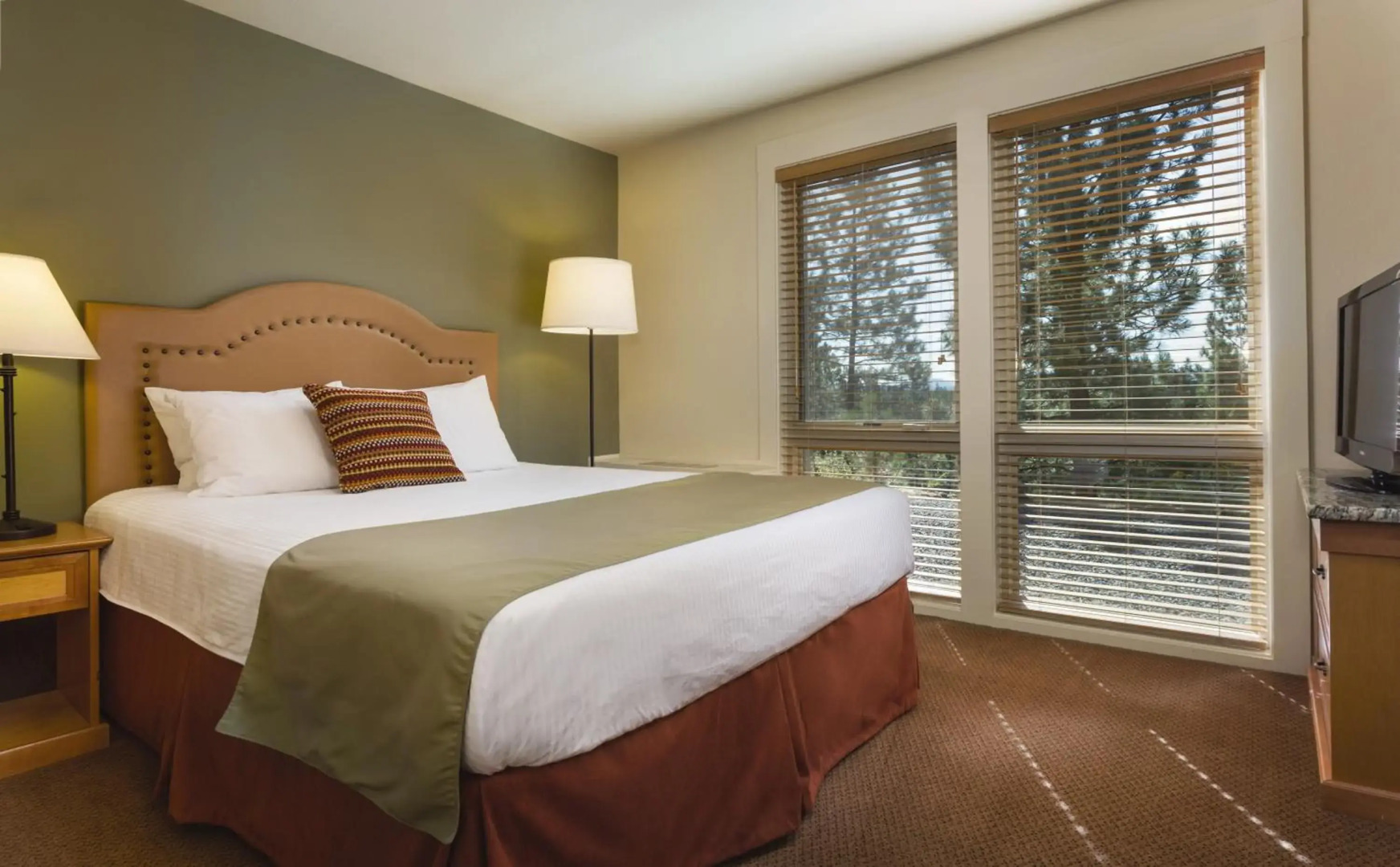 Seventh Mountain Resort