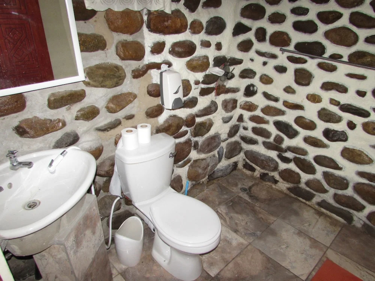 Amanzimlotzi Riverside Bush Camp