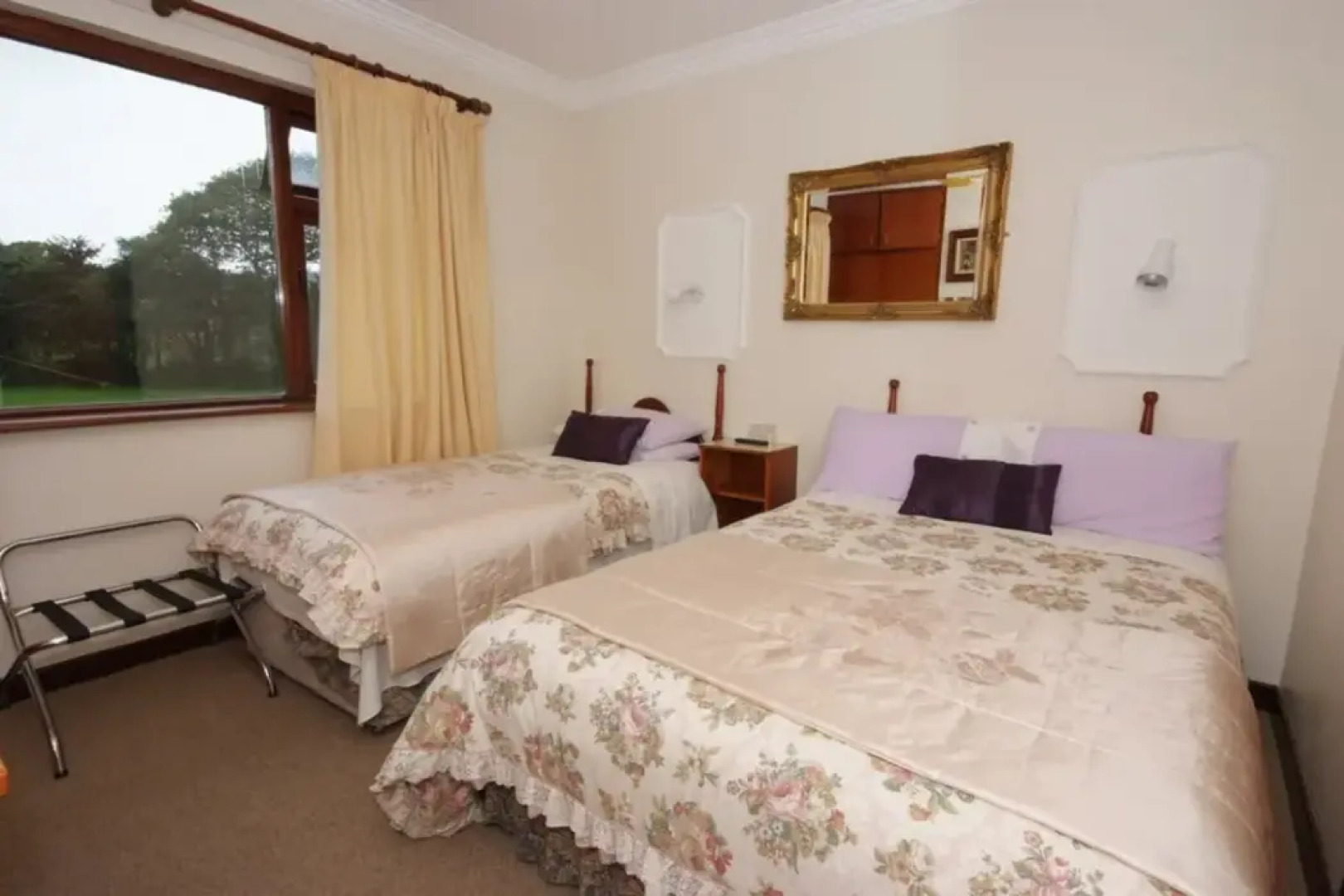 Alderhaven Country Home