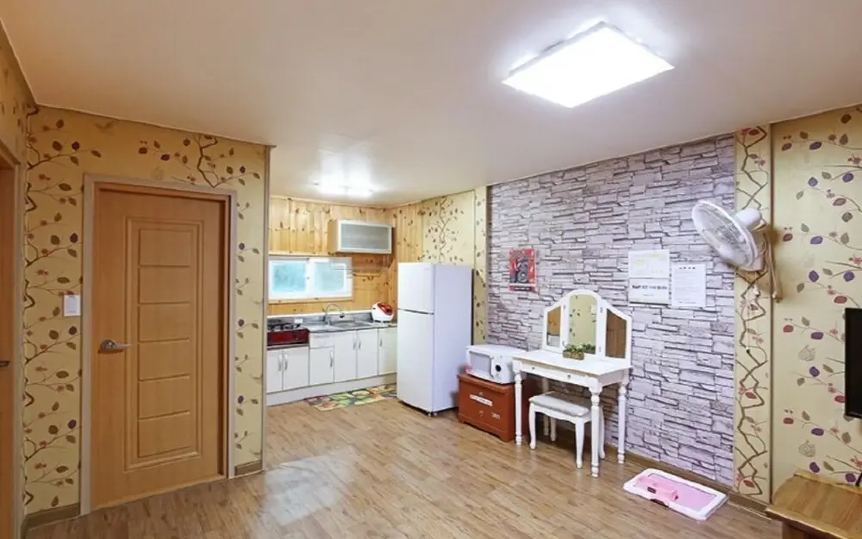 Boryeong Hidden Village Pool Villa