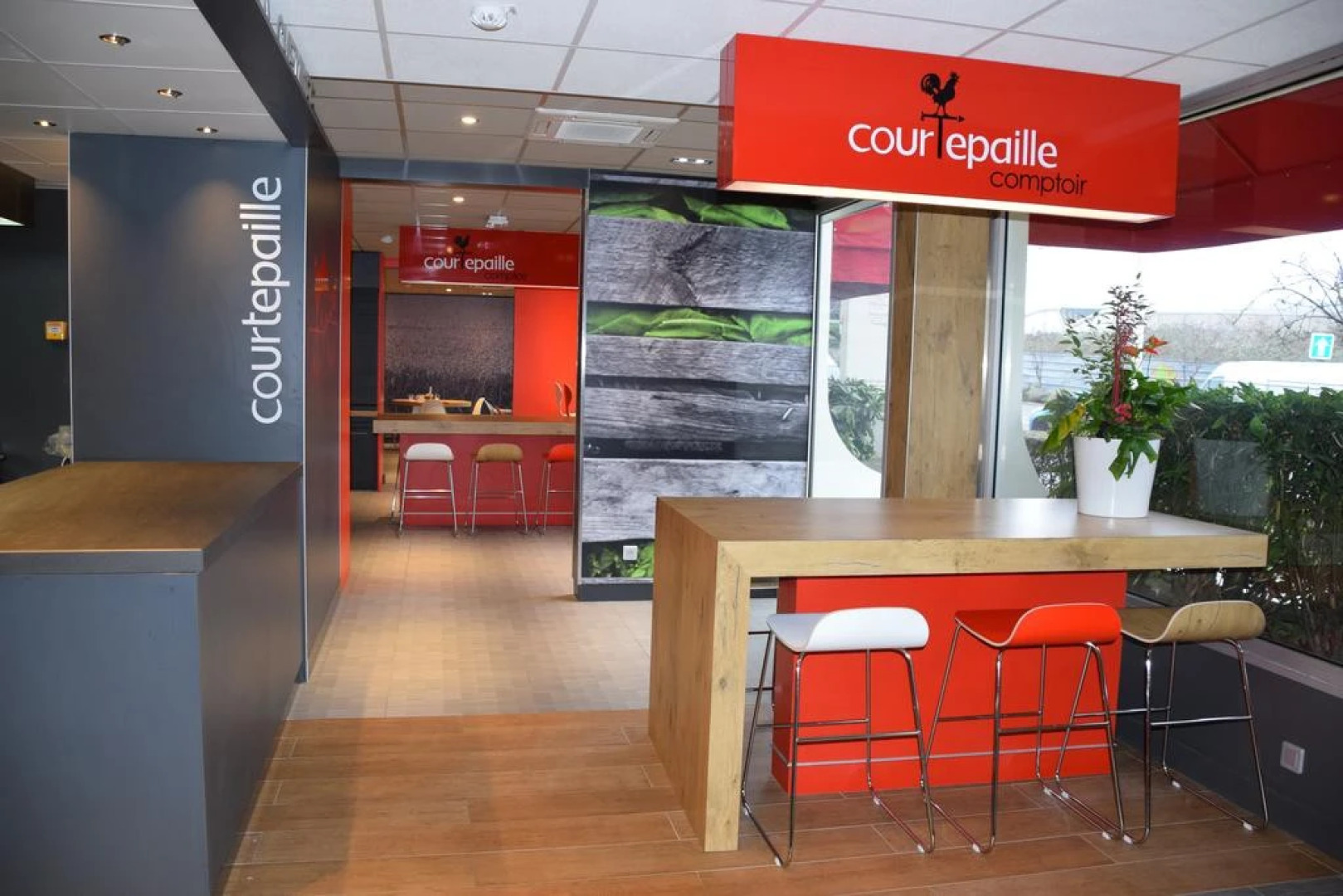 ibis Saint-Denis Stade Ouest