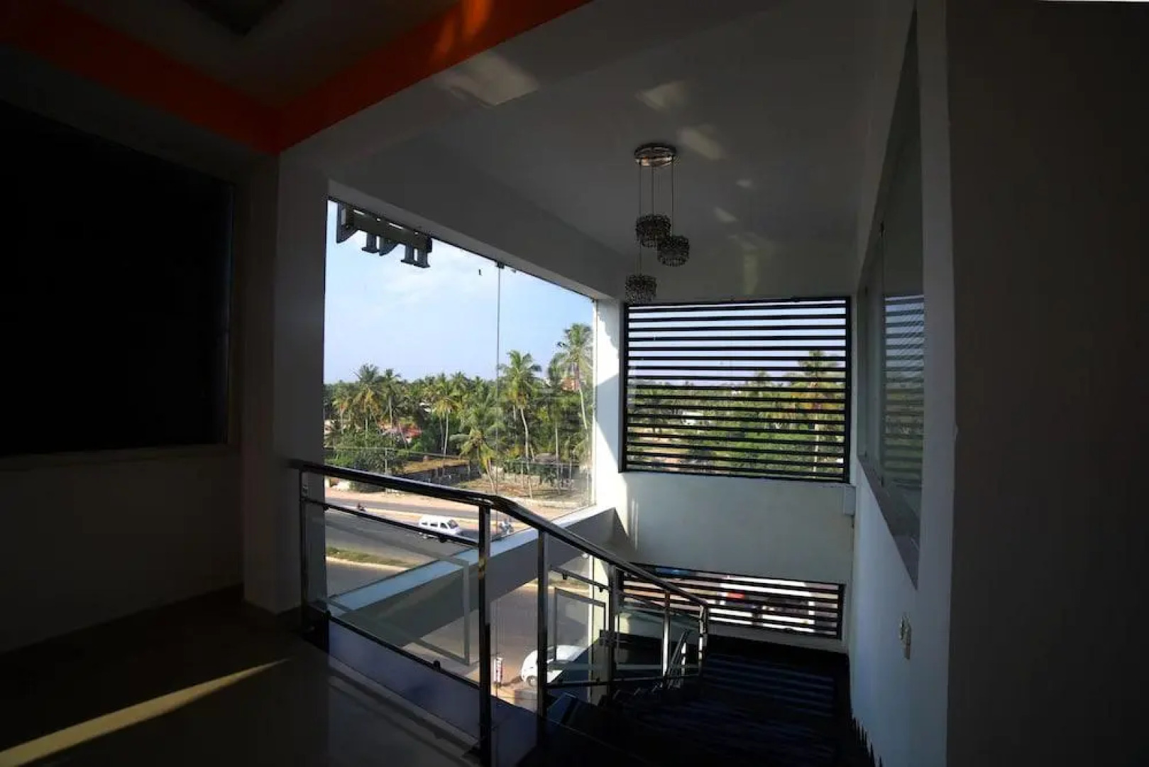 OYO 2300 Hotel The Platinum Inn