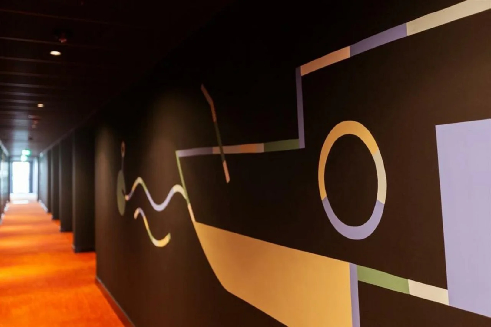 Holiday Inn - the niu, Fender Amsterdam by IHG