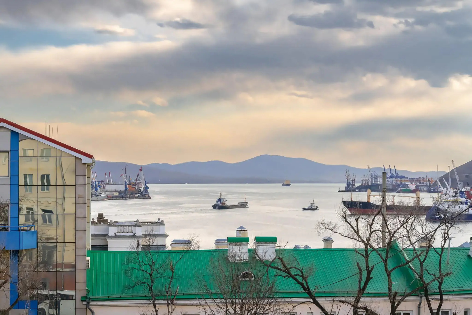 OGNI Apartments на улице Светланская